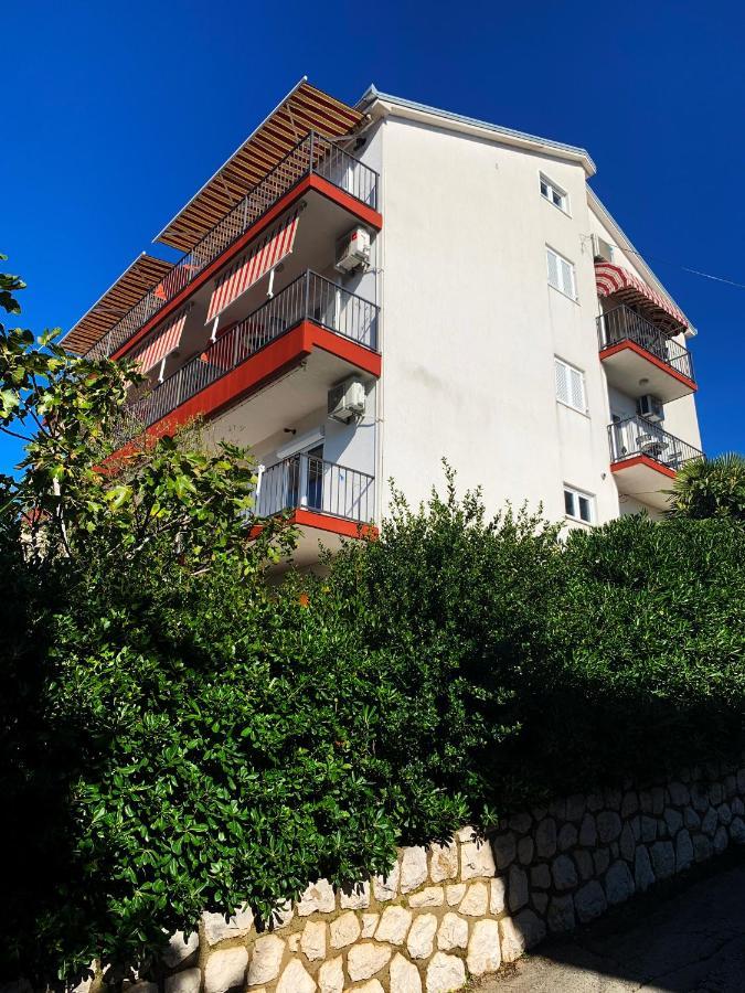Apartments Julija ツリクヴェニツァ エクステリア 写真
