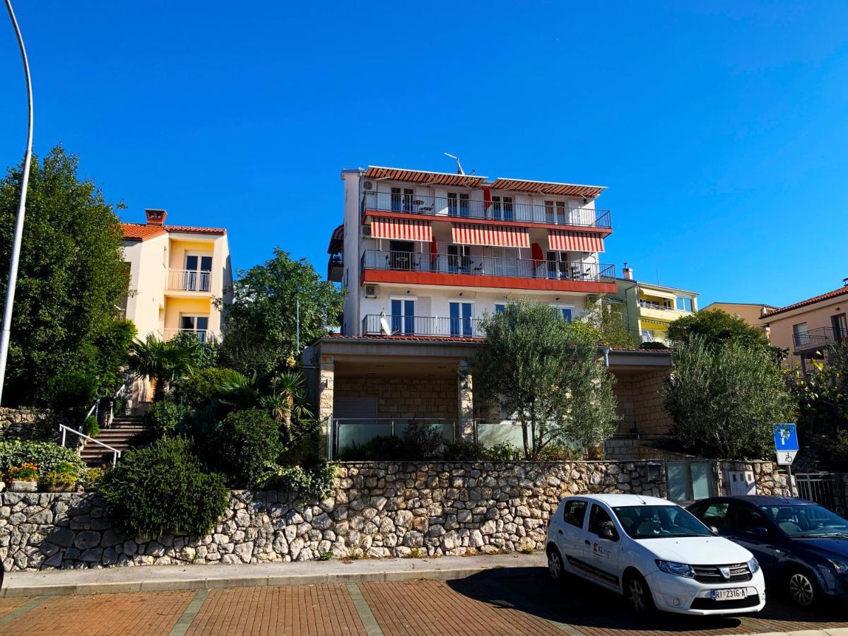 Apartments Julija ツリクヴェニツァ エクステリア 写真