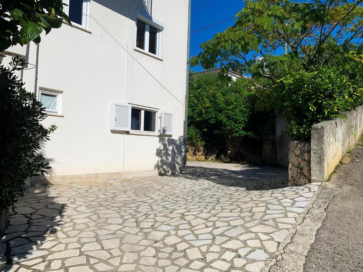 Apartments Julija ツリクヴェニツァ エクステリア 写真